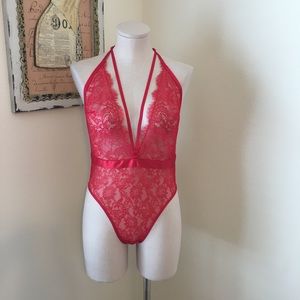 NWT * Sexy * Victoria’s Secret Lingerie (Medium)